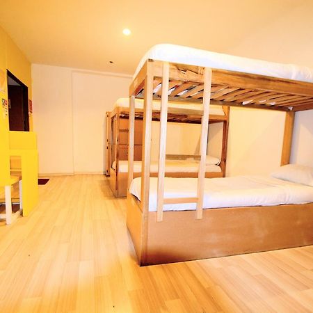Bauhouse Backpacker Hostel Cuenca Exteriör bild