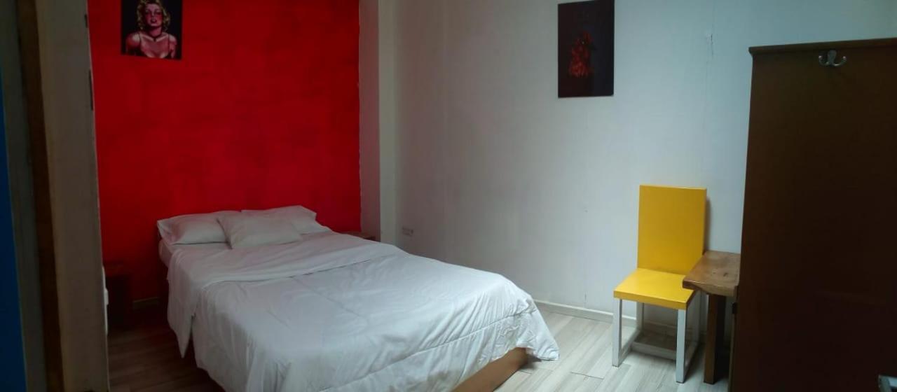 Bauhouse Backpacker Hostel Cuenca Exteriör bild